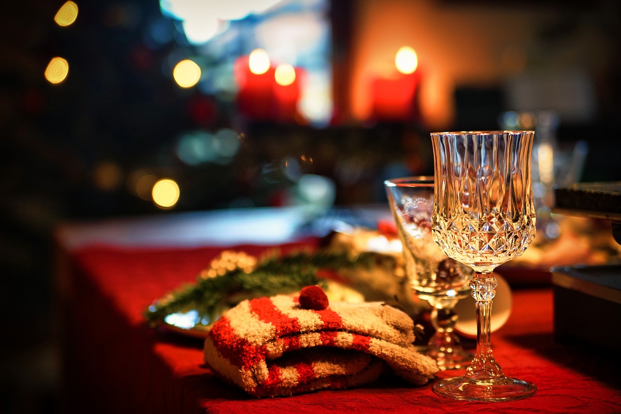 erleben sie die festliche magie von weihnachten mit frohen erinnerungen, strahlendem licht und köstlichen leckereien. entdecken sie traditionsreiche bräuche und inspirierende geschenke für eine unvergessliche weihnachtszeit.