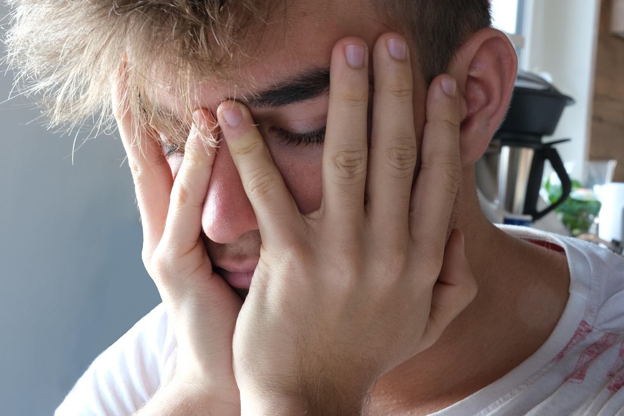 entdecken sie, wie sie überwältigende gefühle bewältigen und mehr innere ruhe finden können. unsere tipps helfen ihnen, stress abzubauen und ein ausgewogenes leben zu führen.